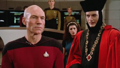 Photo of Star Trek Producer Explains Q’s Return in Picard Period 2
