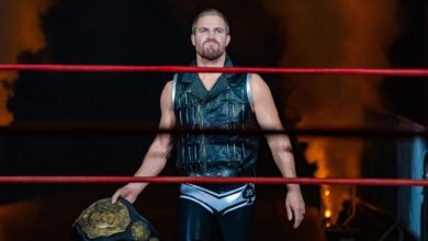 Photo of Stephen Amell Relished the Opportunity to Enjoy a Wrestling Villain in â€˜Heelsâ€™