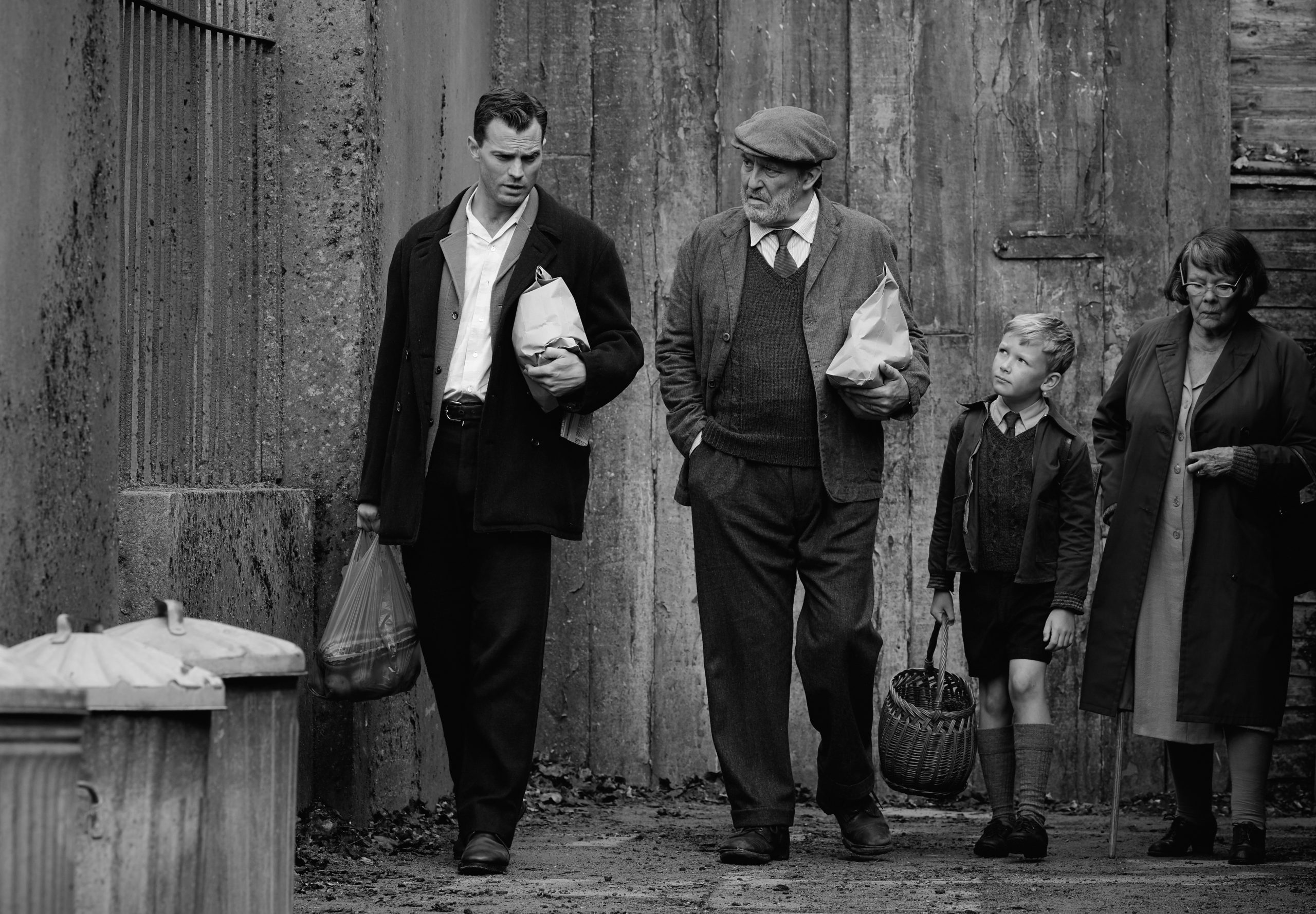 Photo of Belfast Stars on the Gift of Family & the Movieâ€™s Growing Oscars Buzz