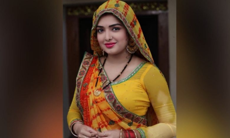 Today is the birthday of Bhojpuri actress Amrapali Dubey.  The actress is known for her acting as well as dancing.  The actress is celebrating her 35th birthday.  Amrapali has a good fan following on social media.  The actress often shares her videos which become viral as soon as they come on social media.