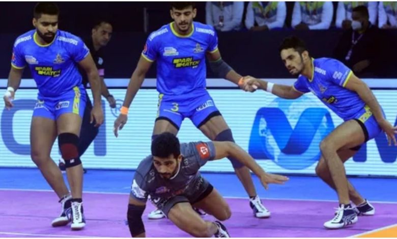 Tamil Thalaivas thrashed Haryana Steelers 45-26 in a Pro Kabaddi League (PKL) match on the basis of their all-round performance.  Tamil Thalaivas did a dominating performance in the first half with skipper Surjit Singh and Sagar not allowing Haryana raiders to take any respite.