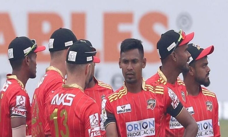 BPL: Frustration of Chattgram Challengers surrounded by controversy increased, Comilla Victorians defeated in one sided style, Dhoni's friend shines