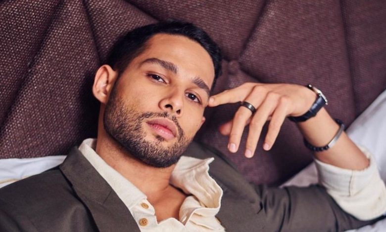 Omg!  Siddhant Chaturvedi is not single but in relationship, but does not want to tell about girlfriends, know why?