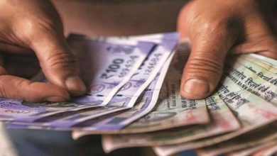 Photo of 33% women in India do not invest their money, report reveals