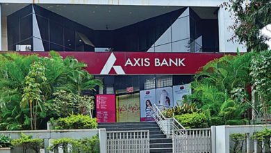 Photo of Axis Bank rolled even after a jump in profits, what is the opinion of experts on the stock