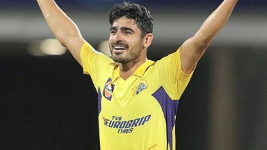 Photo of CSK’s 20 lakh bowler, who took the wind of MI in 12 balls, 15.25 crore player came on his knees