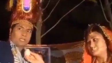 Photo of Viral Video: A fierce fight broke out between the bride and groom on the stage of Jayamala, the reason became a rasgulla