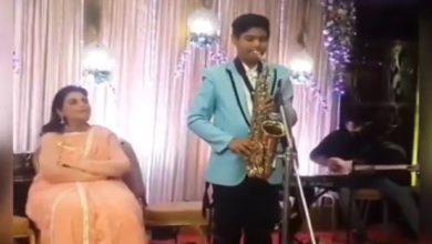 Photo of Viral Video: The boy killed Mohd.  Amazing saxophone played on Rafi’s song, the world became a fan of unmatched art