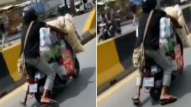 Photo of Taking a month’s ration, the person ran the scooty on the highway, watching the video, people said – ‘Yeh balanceveer to heavy driver Max Pro turned out’