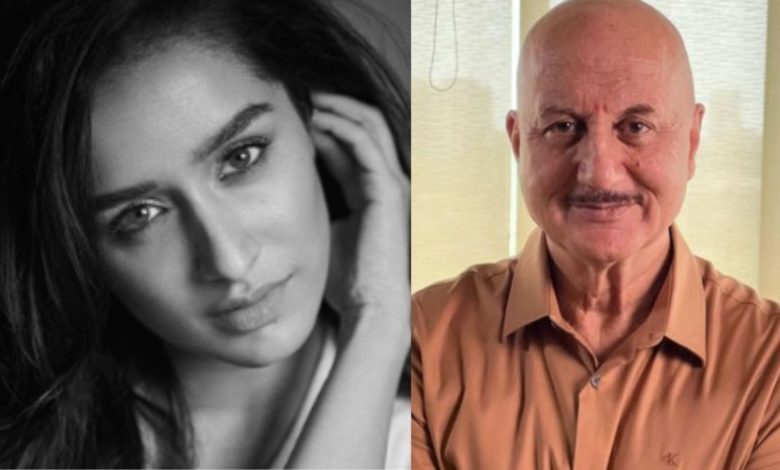 Top 5: Not only Siddhant, Shraddha Kapoor's name also came in the drug case, know which answer of the little girl surprised Anupam Kher