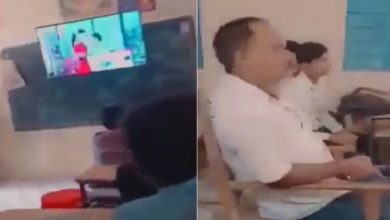 Photo of Viral Video: Bhojpuri song played in smart class, students and teachers were seen having fun watching dance on TV
