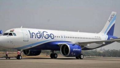Photo of IndiGo employees went on leave due to low salary, stir started in aviation sector