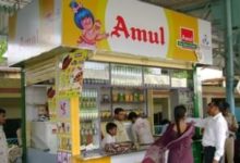 Photo of Amul and Mother Dairy once again increased the price of milk, know how much the prices increased in the last 6 months
