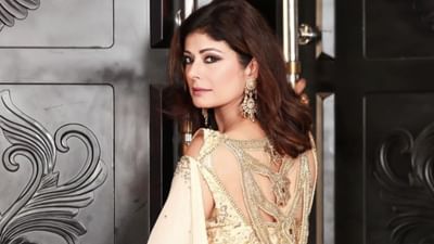 Bollywood's famous actress Pooja Batra is celebrating her 46th birthday on 27 October.  Pooja is one of the actresses who have worked in Hindi, Tamil and Telugu language films.