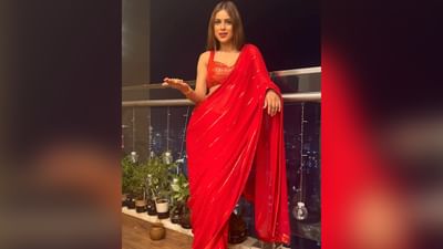 Nia Sharma is very active on social media every day.  Although she has created a sensation on the internet by sharing beautiful photos on the special occasion of Diwali.