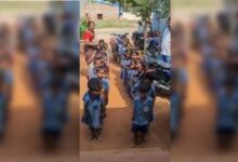 Photo of Children gave a heart-warming reaction after going to the library for the first time, watching the video will refresh your childhood memories