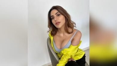 Photo of Nikki Tamboli did a bold photoshoot by opening the buttons of her shirt, fans were impressed