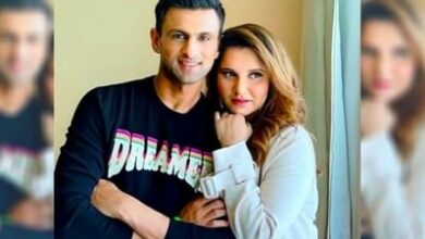 Photo of Shoaib Malik is still the husband of ‘Superwoman’ Sania Mirza, know what both Instagram accounts say