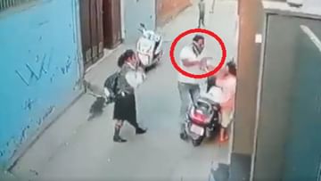 Photo of The miscreant snatched the gold chain from the girl at gunpoint in broad daylight, the video went viral