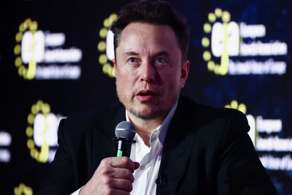 Elon Musk Says He Wants 25% of Tesla to Counter ‘Random Shareholder Advisory Firm’
