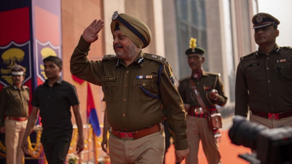 Bihar DGP R.S. Bhatti Bids Farewell, Takes Over as CISF DG