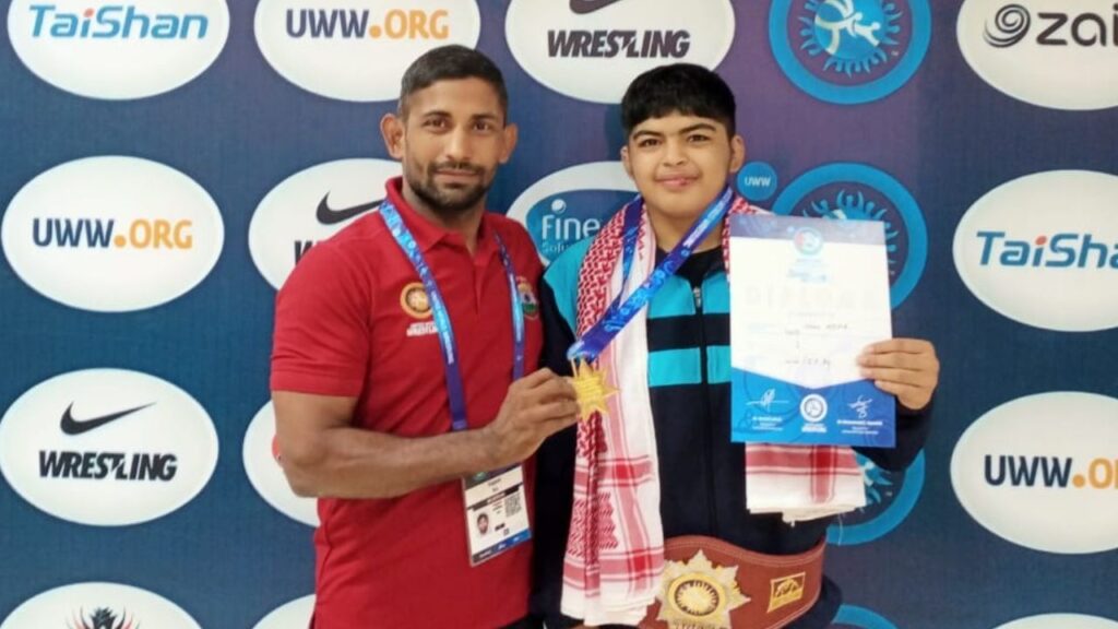 India Shines at World Wrestling Championship: 4 Gold Medals Won, Vinish Phogat's Village Star Shines Too