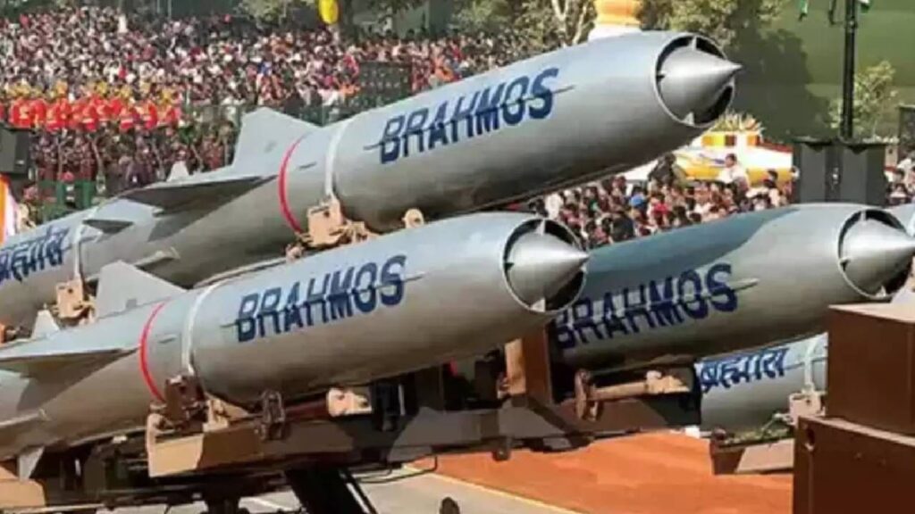 Make in India Boost: Defense Exports Surge with Weapons Delivered to 90 Countries