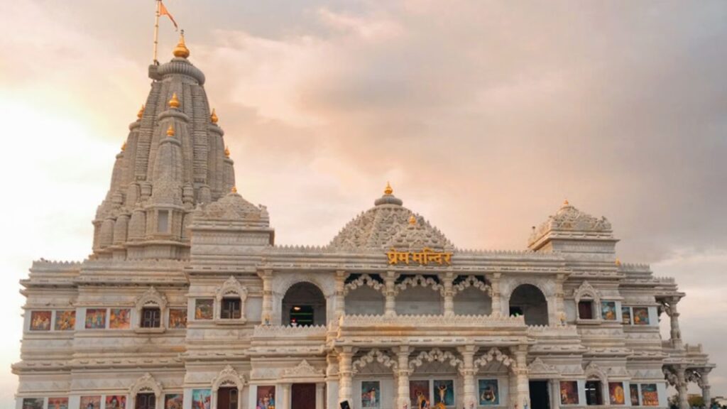 Must-Visit Lord Krishna Temples for Janmashtami 2024 Celebrations