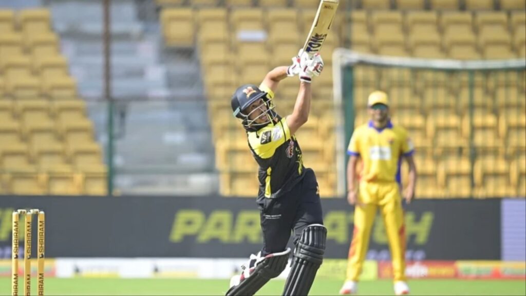 T20 League Shocker: 4 Batsmen Hit Over 15 Sixes - Run Details Revealed!