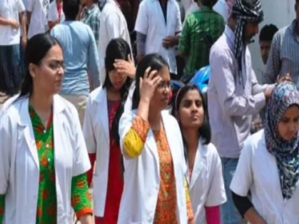 NEET PG Counseling Delayed: Students Frustrated, IMA Appeals to Health Ministry