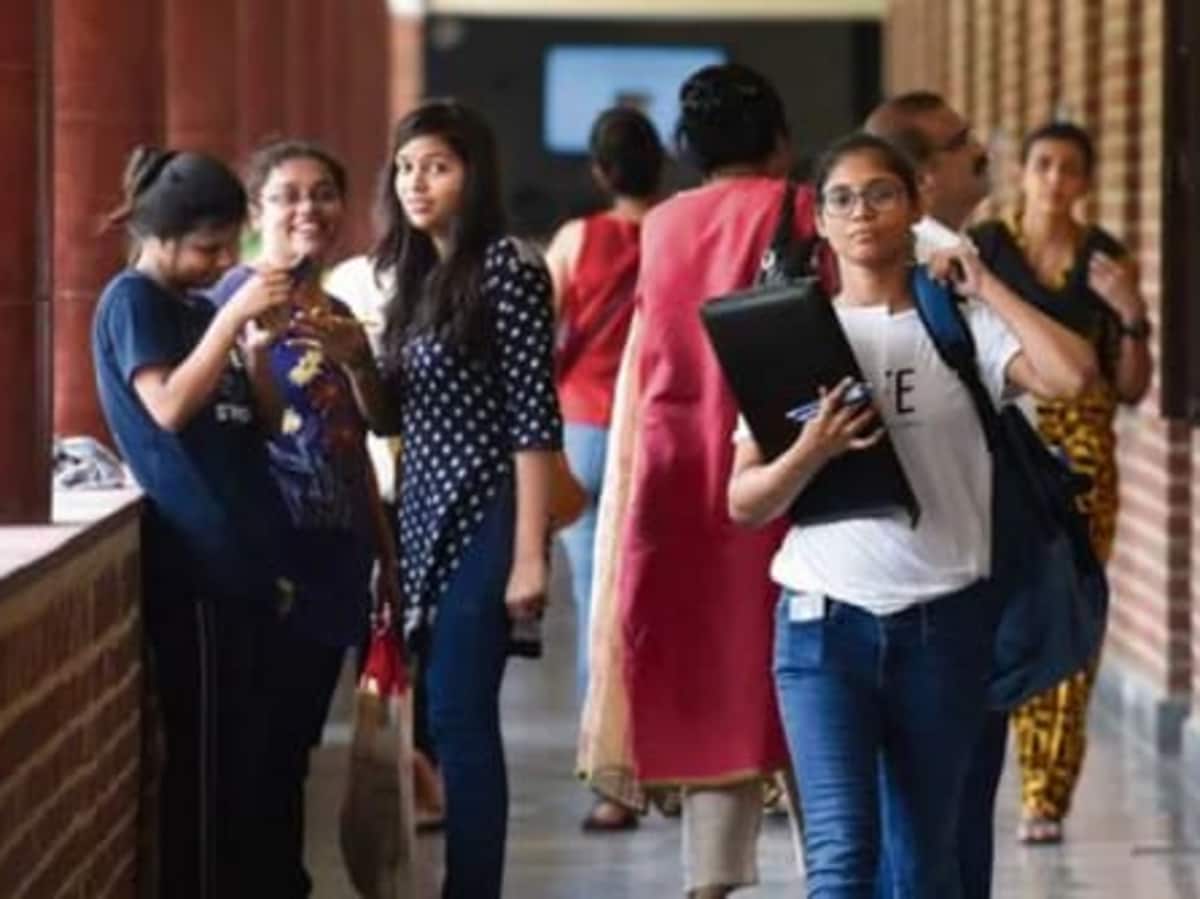 DU PG and BTech Admissions 2025 Open: Apply Now!