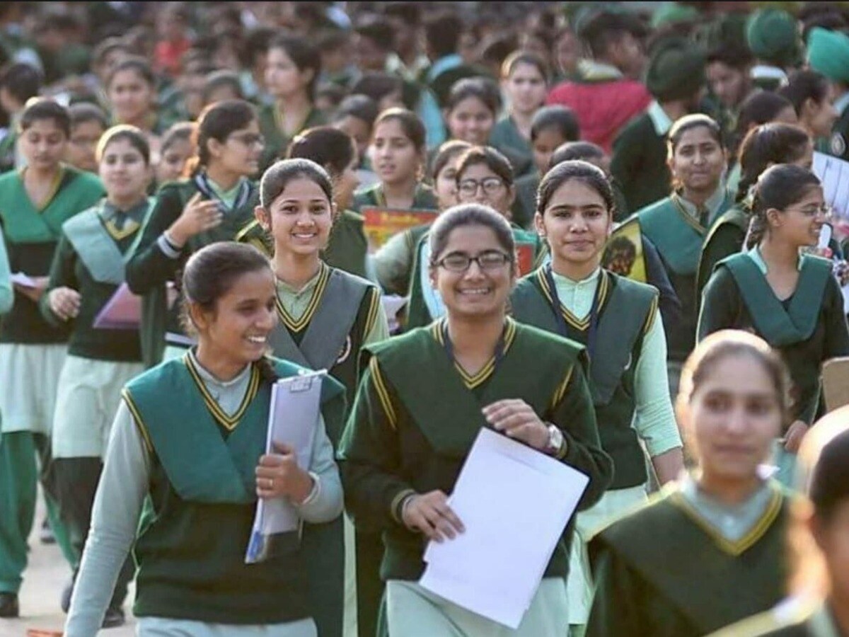 JAC Topper: Geetanjali's Marks and Cut-off Revealed for Jharkhand Board 10th Grade