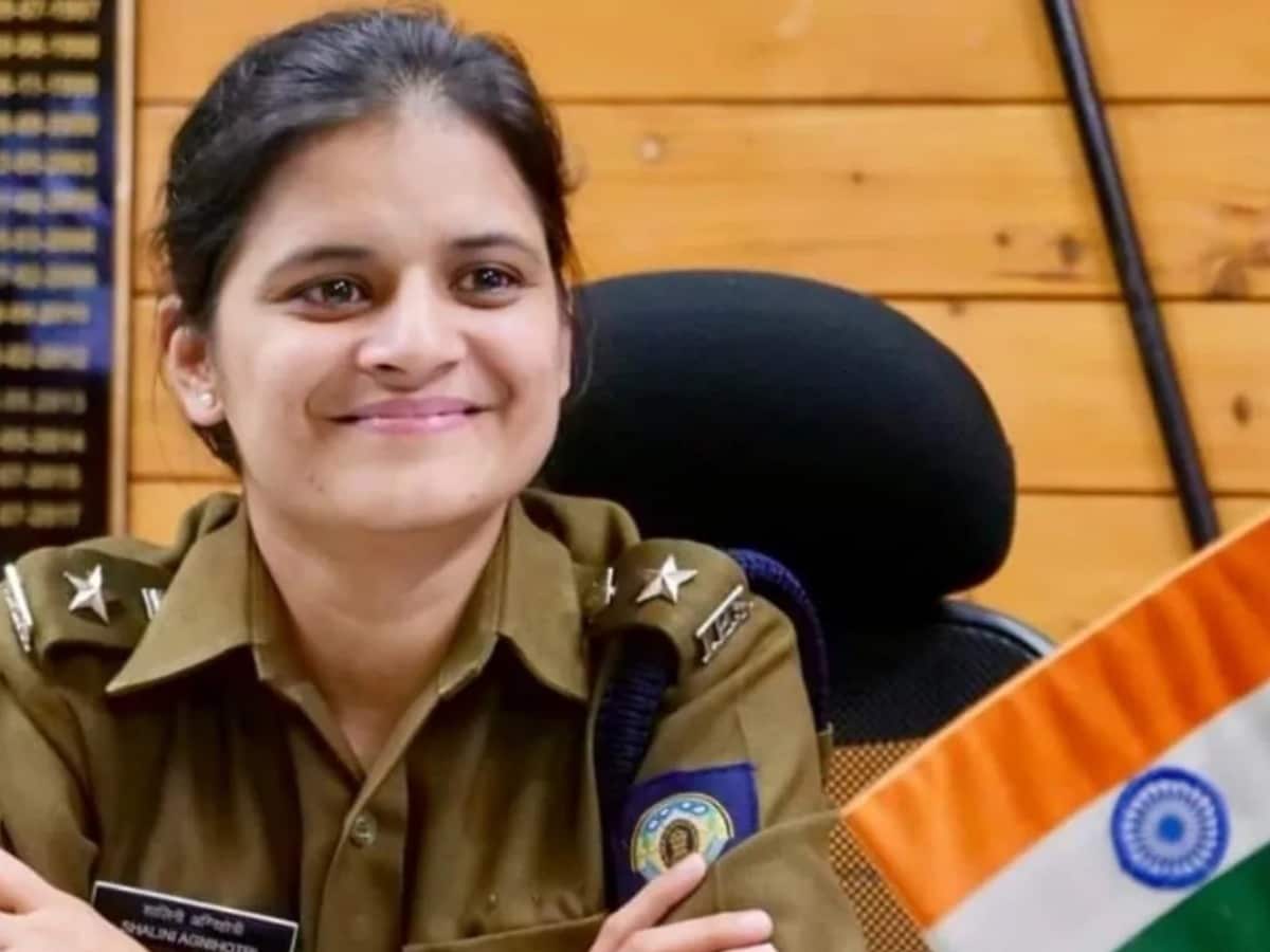 Father was a bus conductor, daughter secretly prepared for UPSC, became IPS in her first attempt