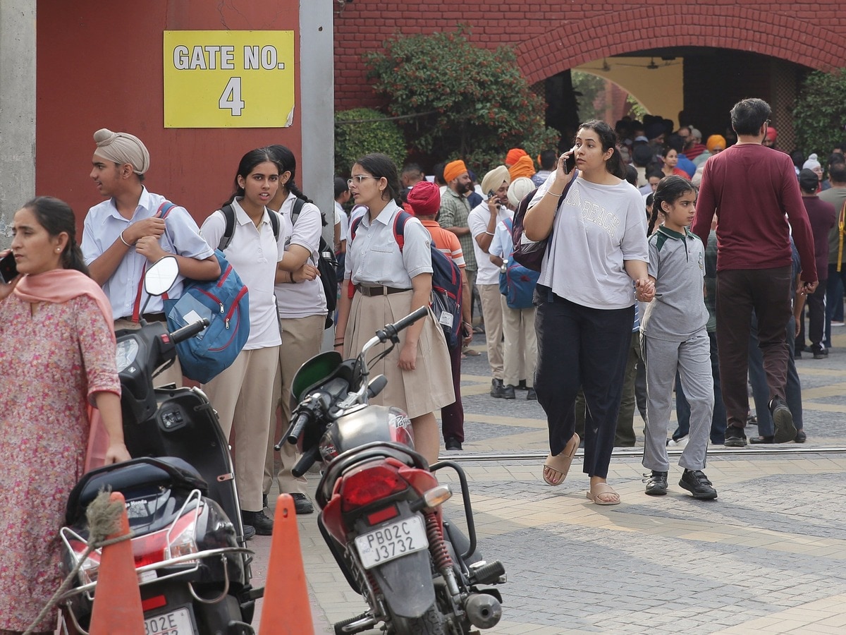 CCTV Cameras Mandatory in Schools: CBSE's Strict Decision to Record Every Move