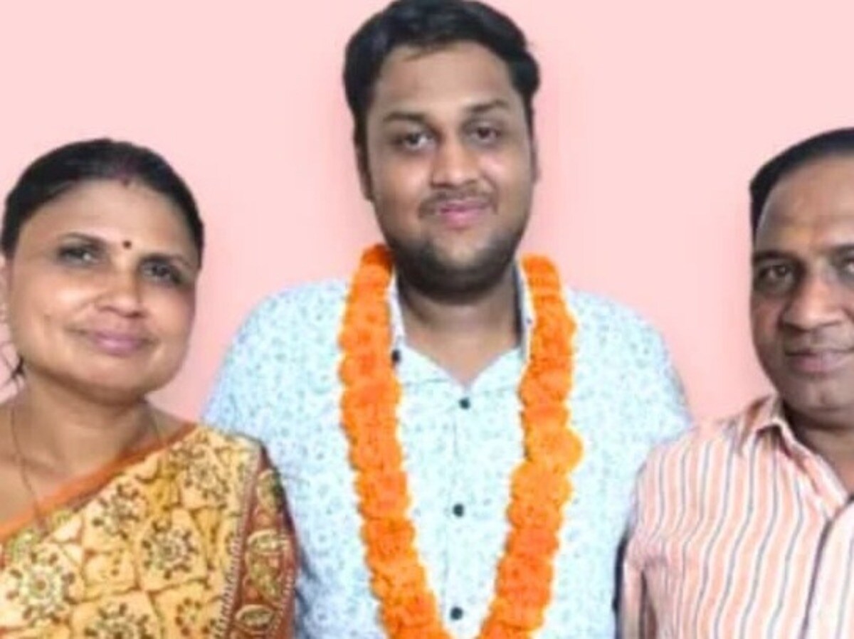 Jaipur's Harsh Garg Achieves All India 7th Rank in CA Finals, Narayan Gaggar Secures 20th Rank